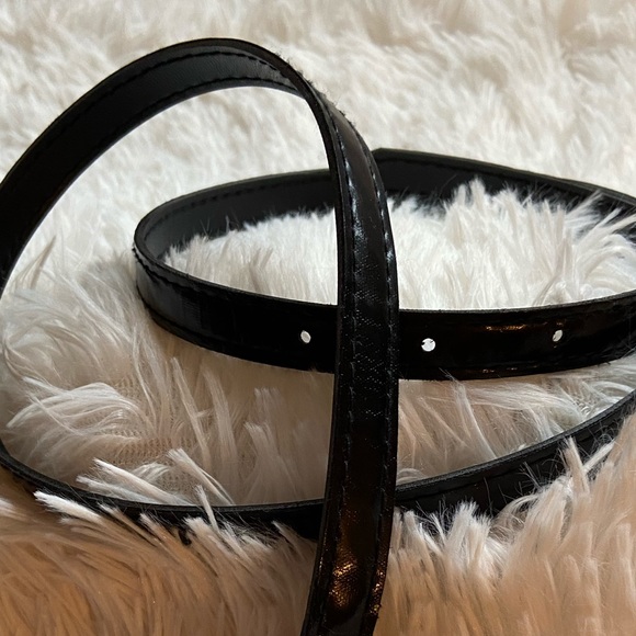 Classic Narrow Black Belt - Picture 2 of 3